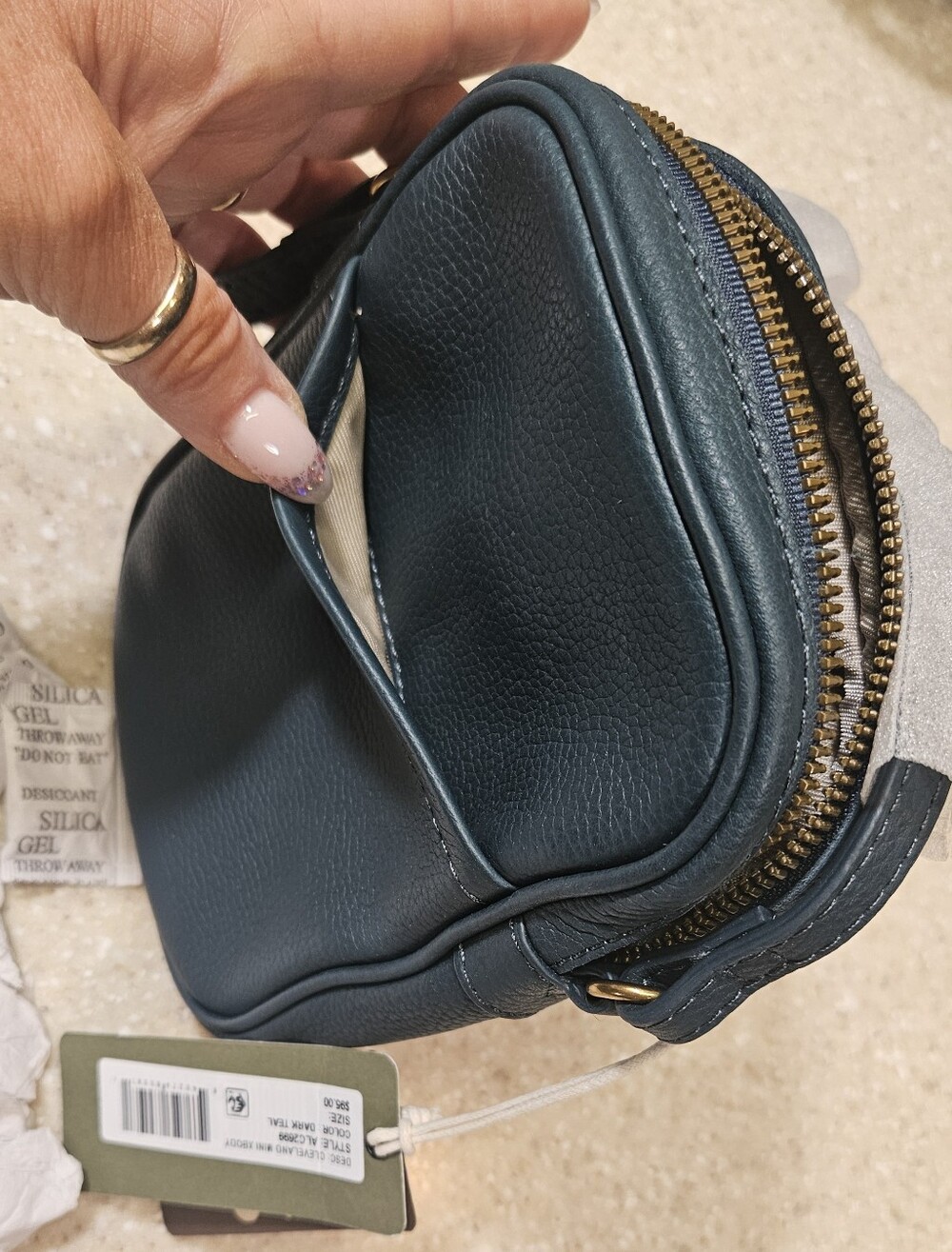 American Leather Co. Cleveland Mini Crossbody Bag - Picture 9 of 12